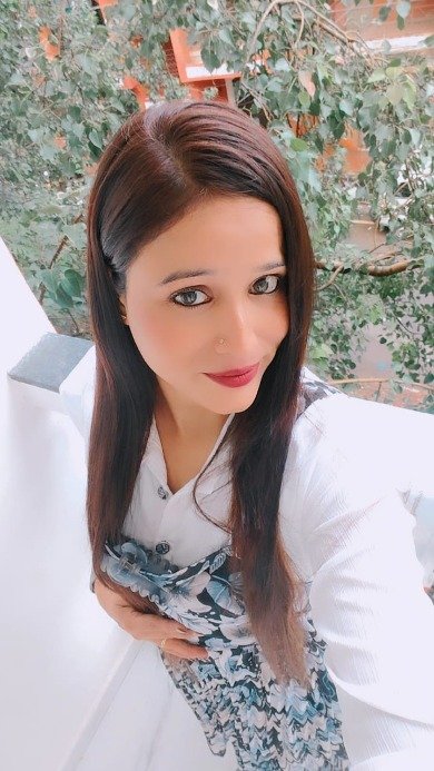 Call Girls service in Vasant Vihar